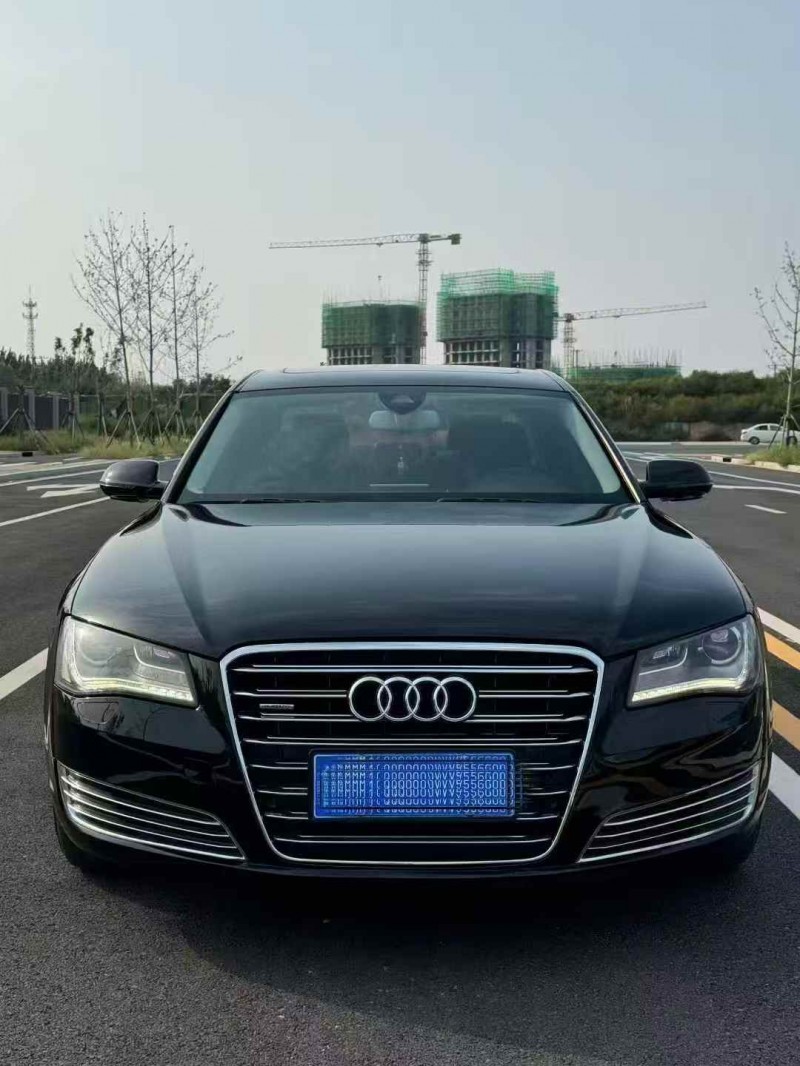 保定15年奥迪A8L1