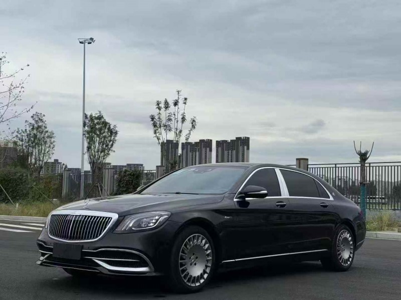 保定20年奔驰迈巴赫S级2