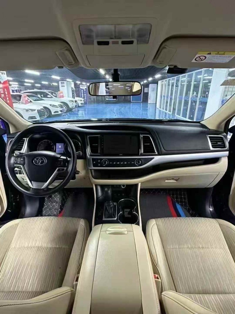 广州19年丰田汉兰达5