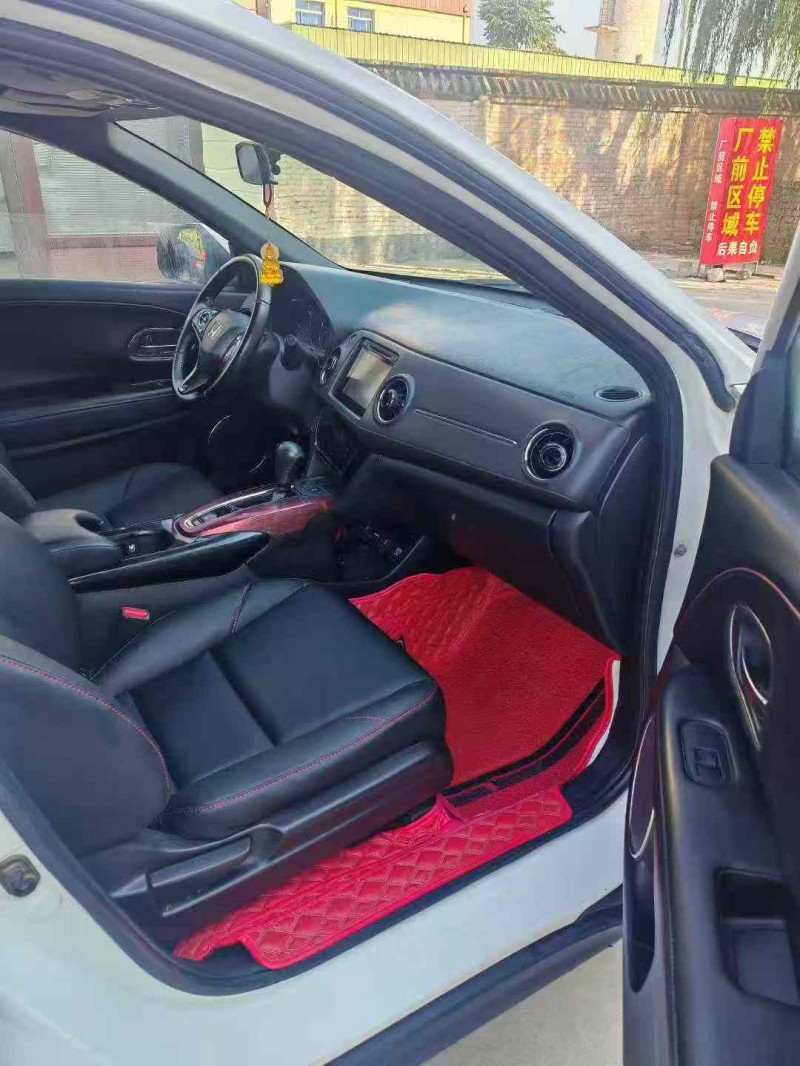 保定15年本田XRV4