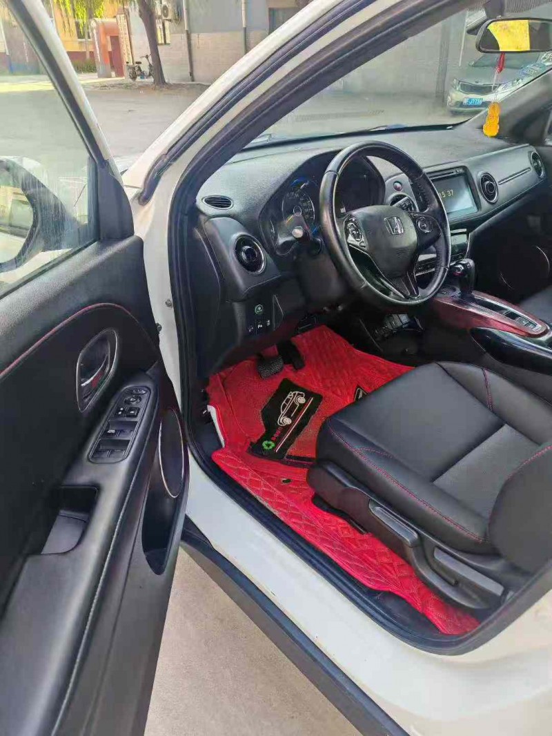 保定15年本田XRV6