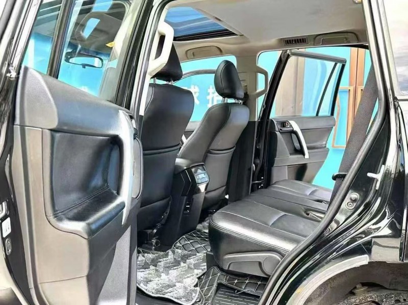 深圳17年丰田普拉多6