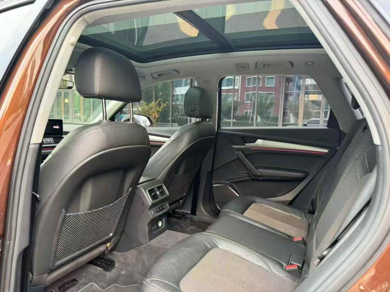 泰安19年奥迪Q56