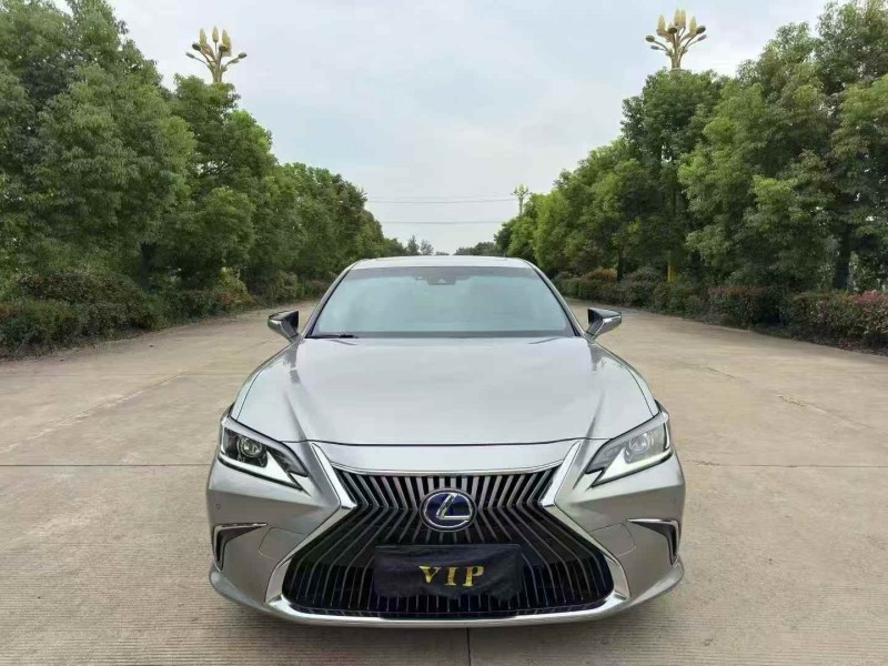 苏州19年雷克萨斯ES1