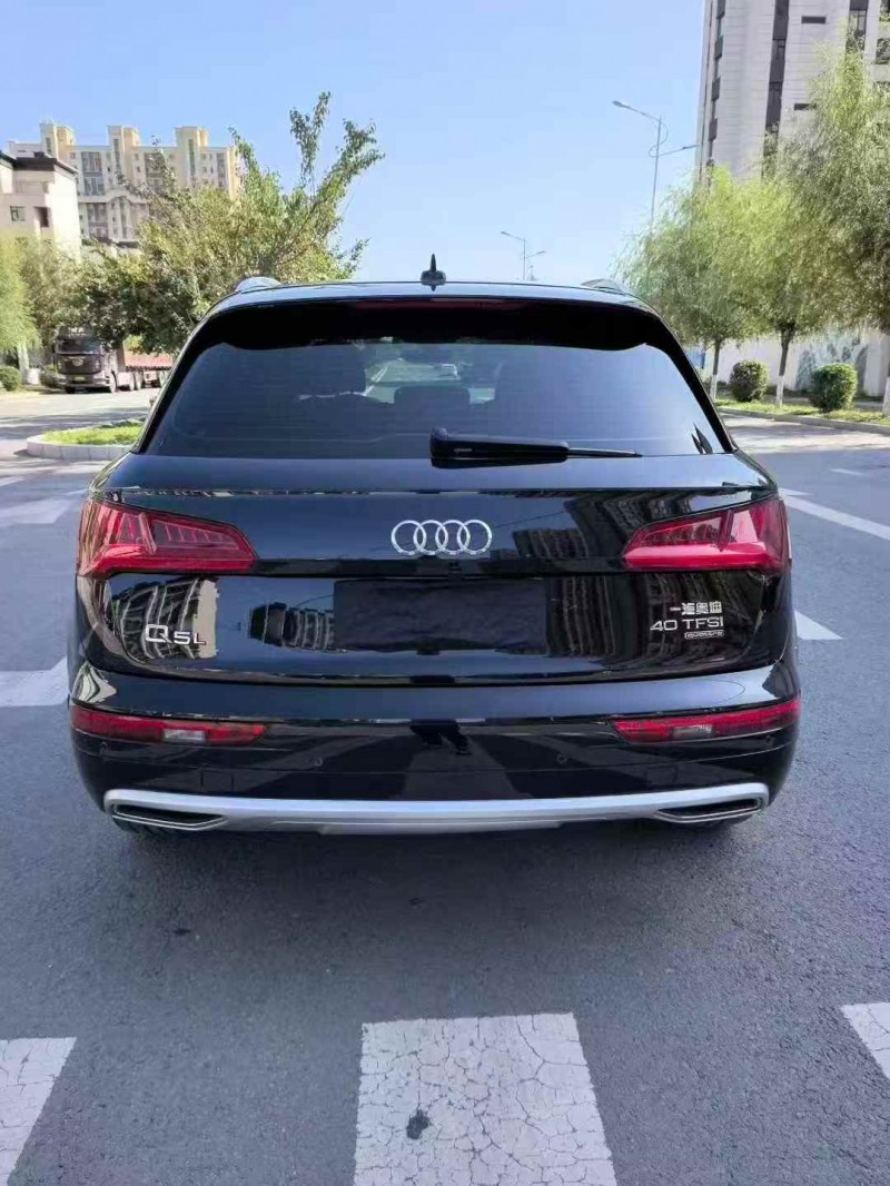 南京21年奥迪Q58
