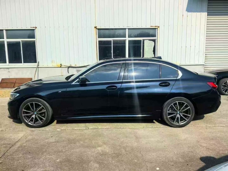 淮安21年宝马3系8