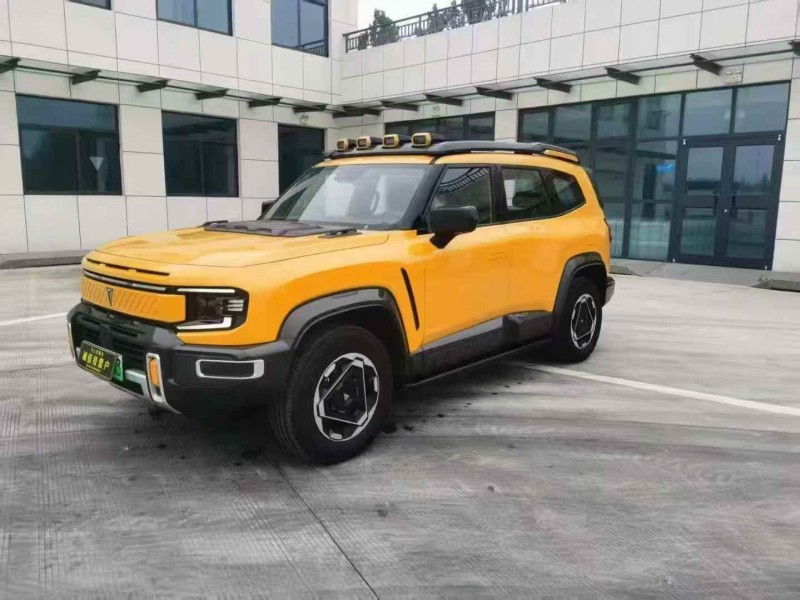 南京25年长安汽车深蓝2