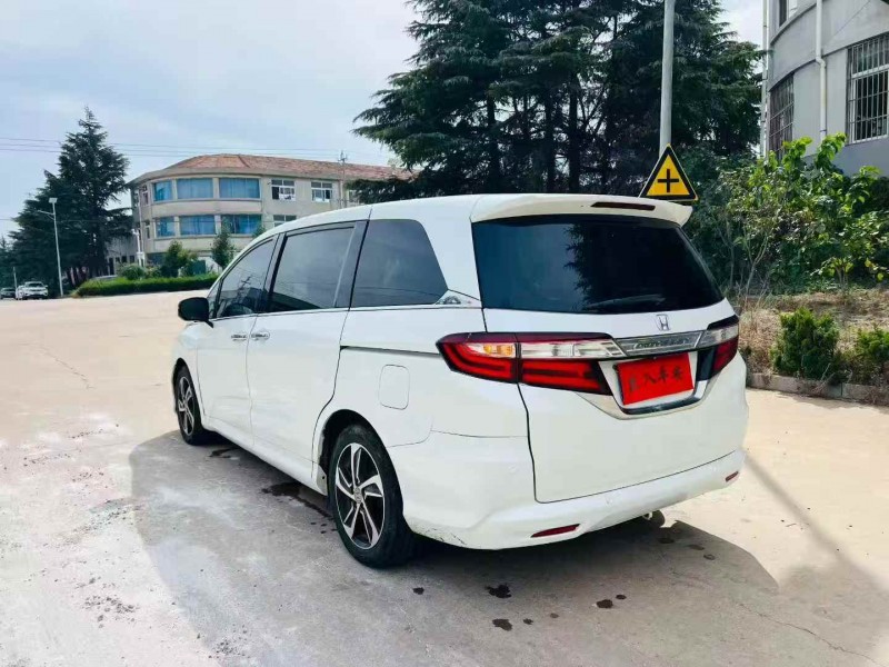 青岛15年本田奥德赛9