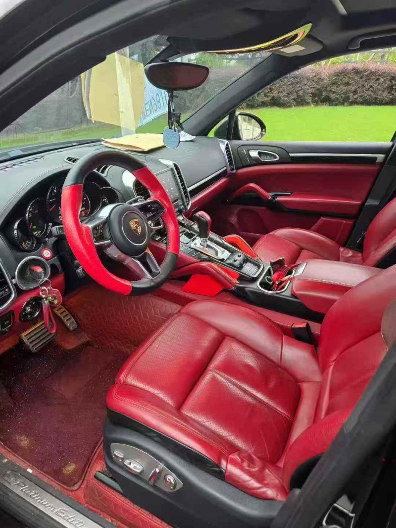 常州18年保时捷卡宴6