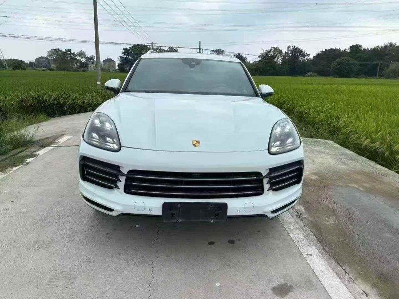 宁波19年保时捷卡宴1