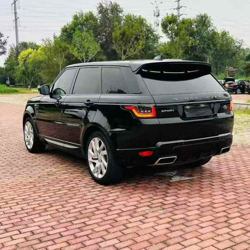 青岛18年路虎揽胜运动8