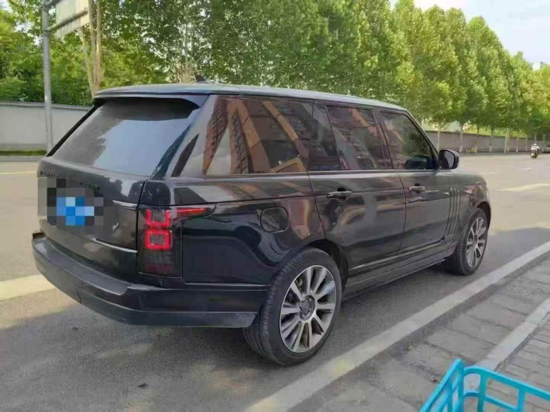 黄石17年路虎揽胜行政8