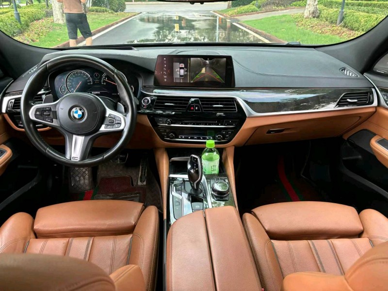 济南19年宝马6系4