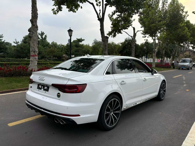 淄博18年奥迪A4L7