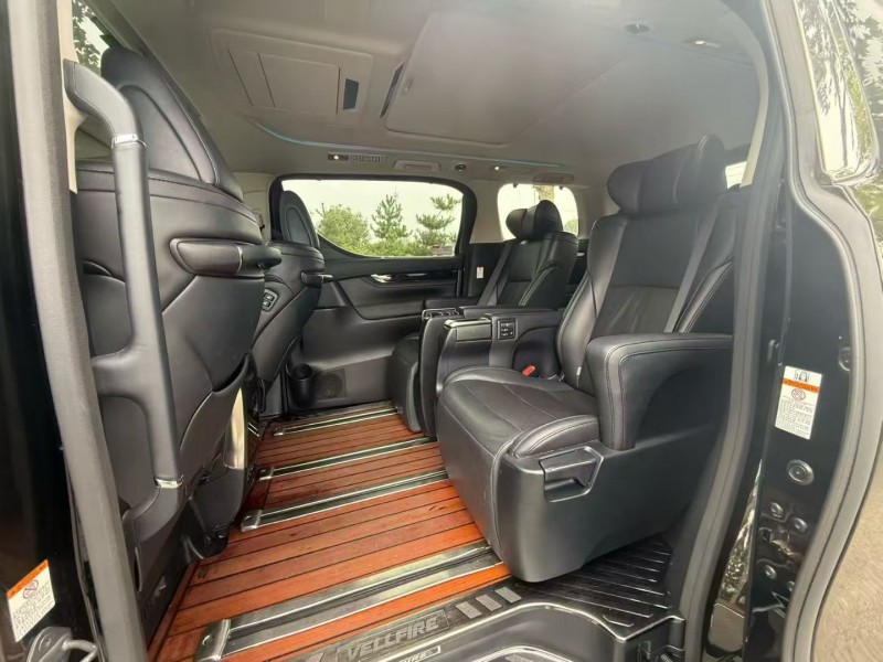 枣庄20年丰田威尔法6