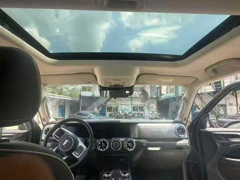 岳阳25年长城汽车坦克5