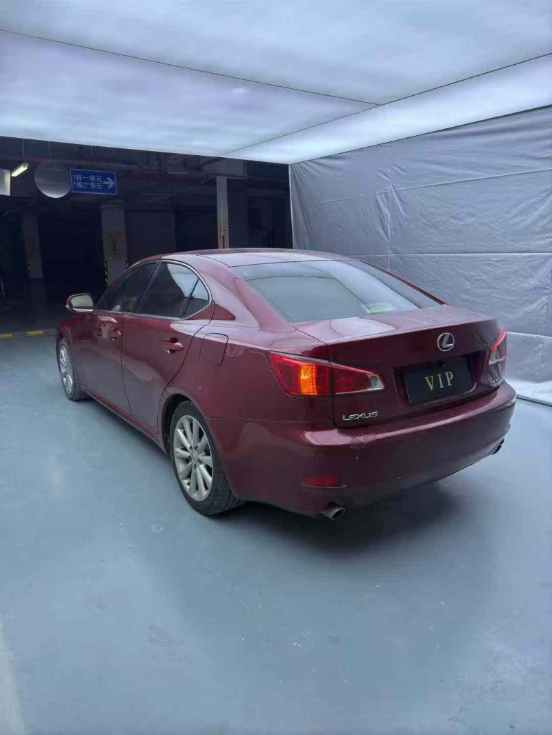 惠州10年雷克萨斯IS8