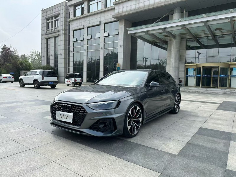 枣庄21年奥迪RS42