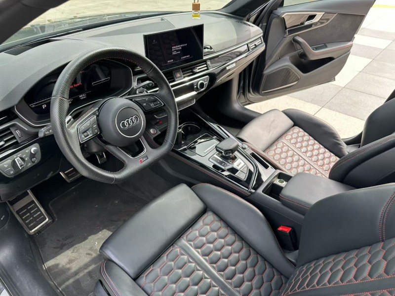 枣庄21年奥迪RS44