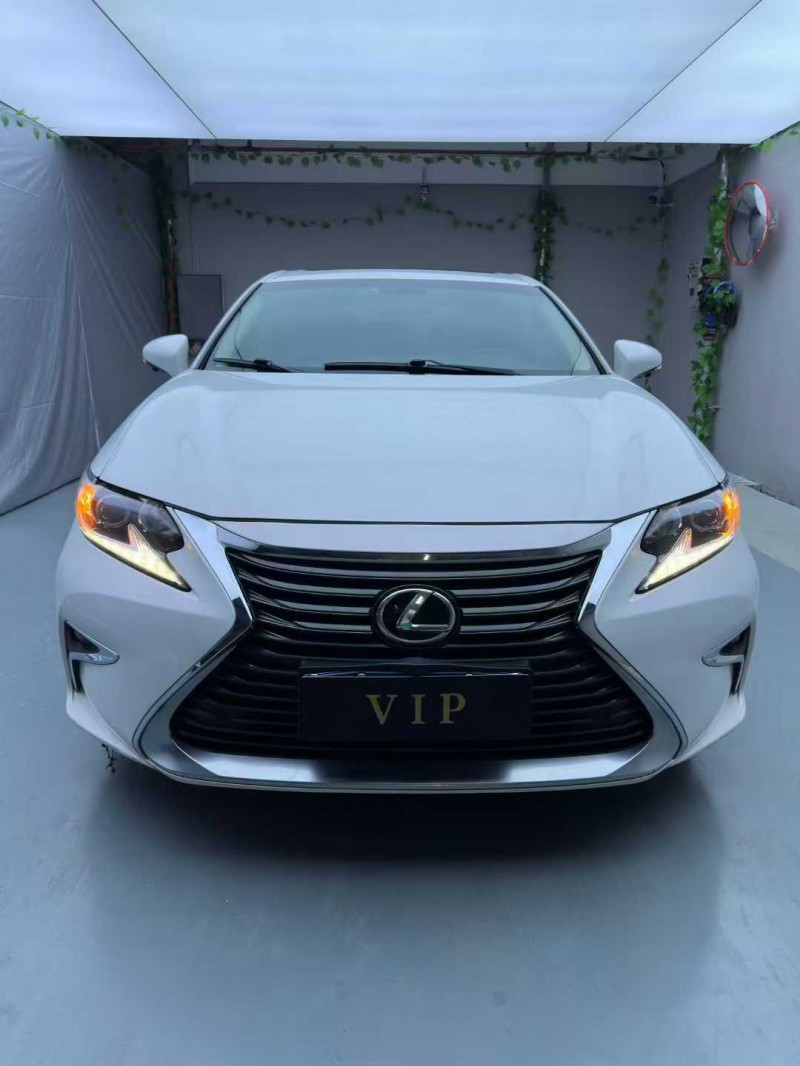 惠州17年雷克萨斯ES1