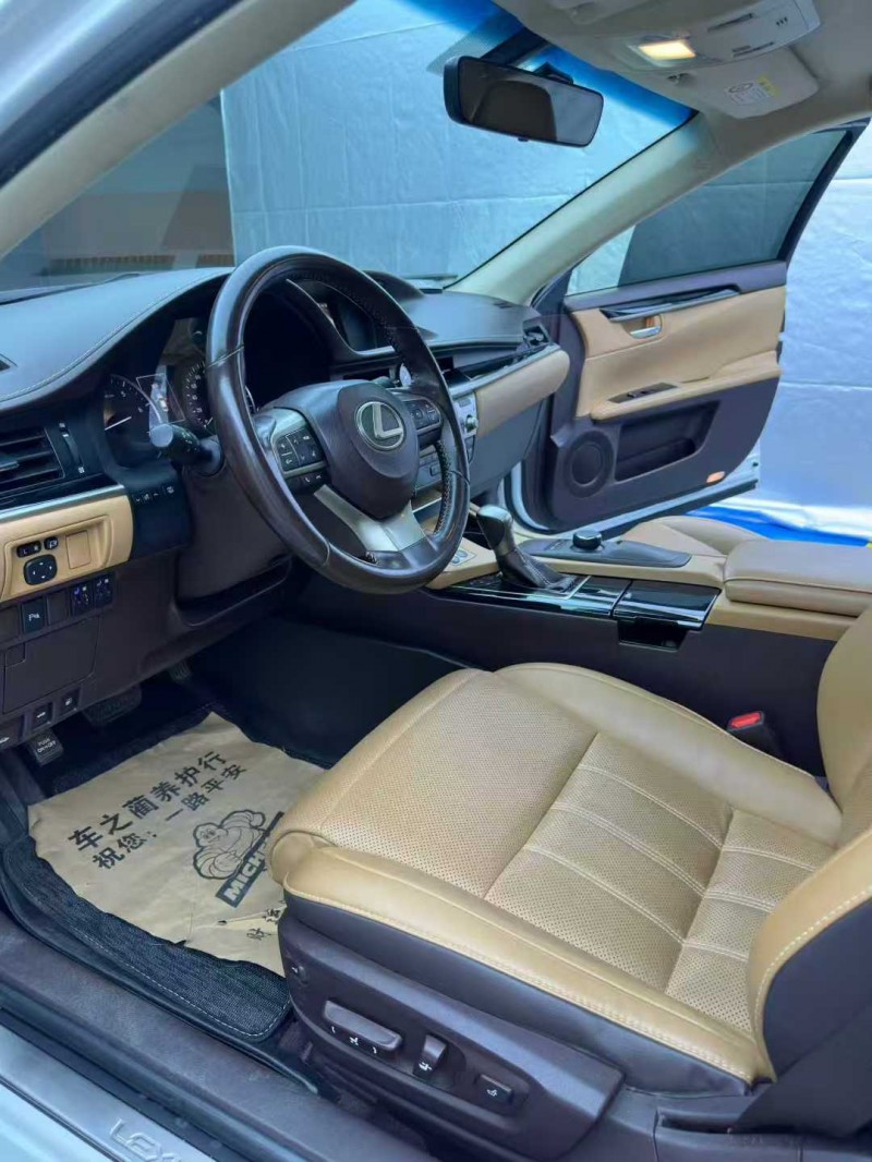 惠州17年雷克萨斯ES3