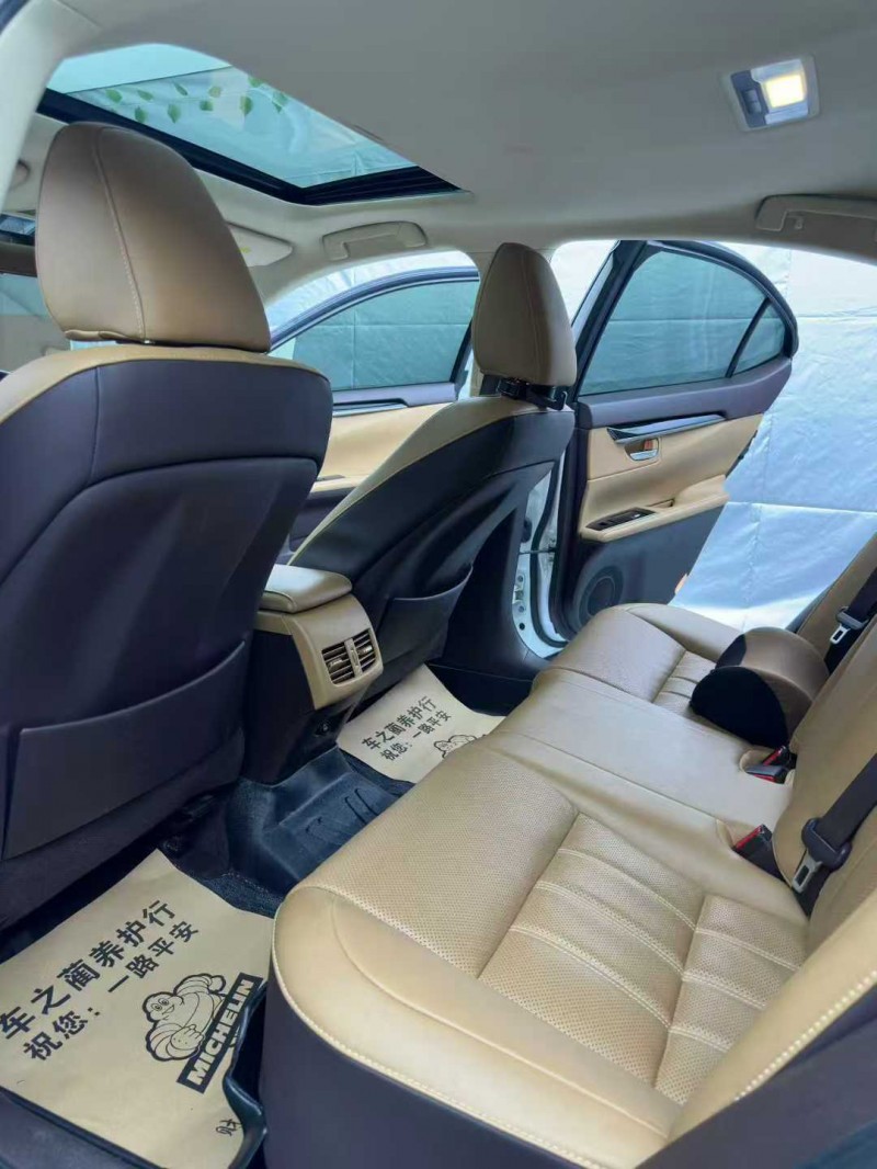 惠州17年雷克萨斯ES8