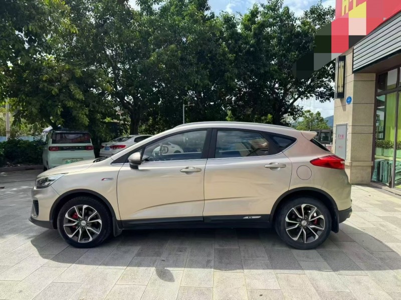 惠州18年吉利帝豪8