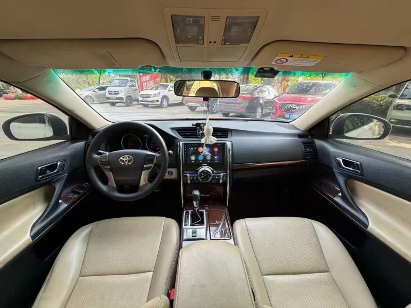 惠州15年丰田锐志5