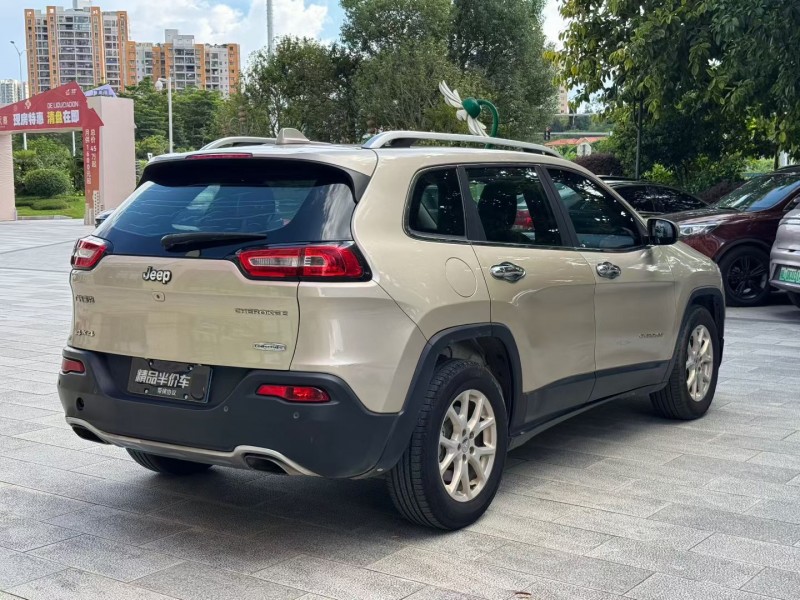 惠州16年Jeep自由光6