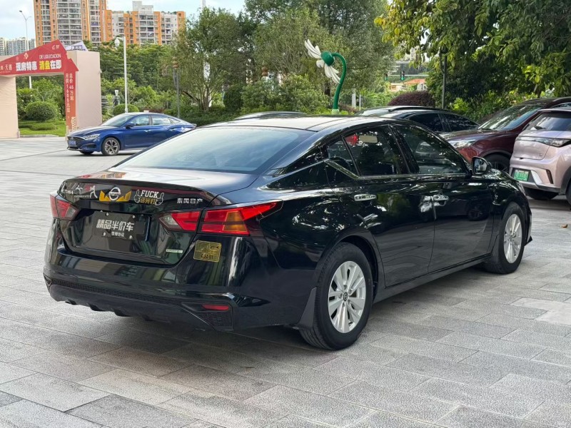 惠州20年日产天籁4