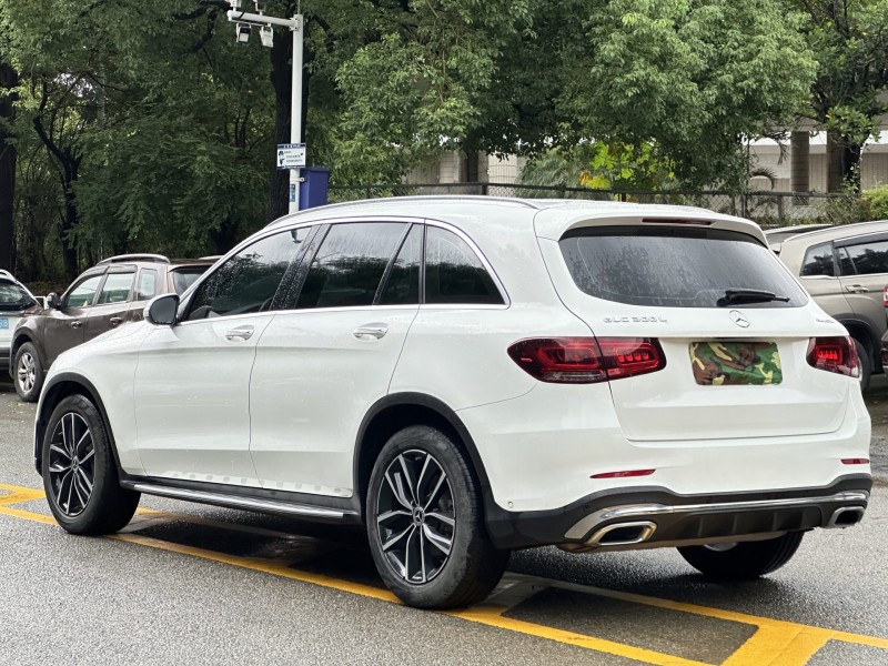 东莞19年奔驰GLC7