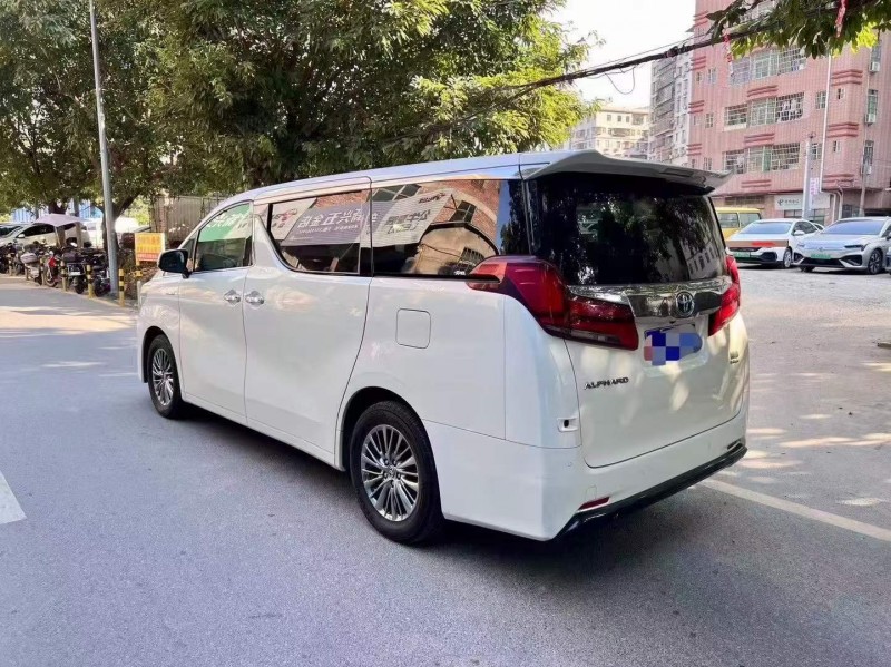 广州20年丰田埃尔法7