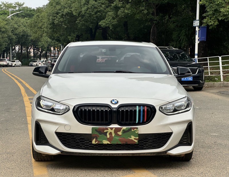 东莞21年宝马1系1