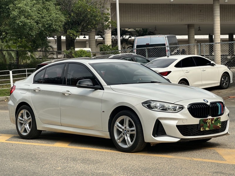 东莞21年宝马1系2