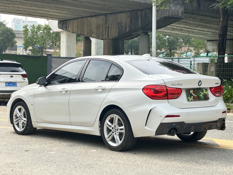 东莞21年宝马1系7