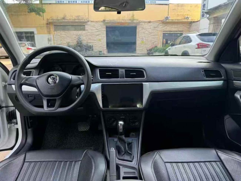 广州19年大众朗逸4