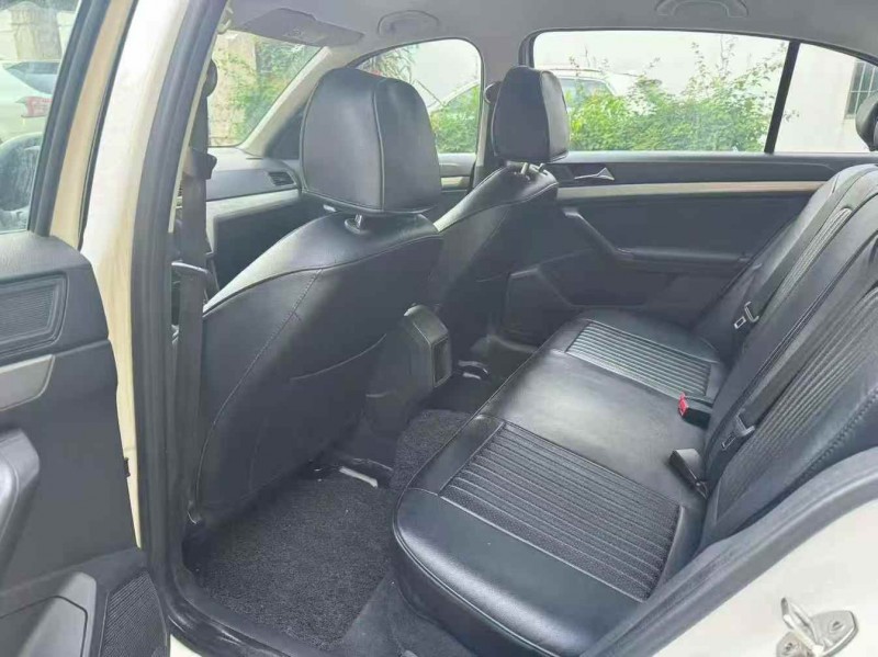 广州19年大众朗逸5