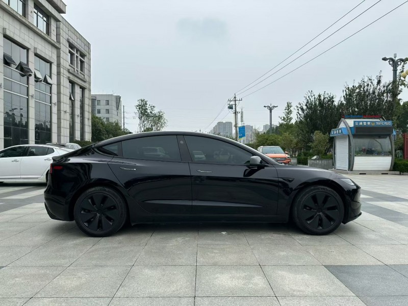 枣庄24年特斯拉MODEL 37