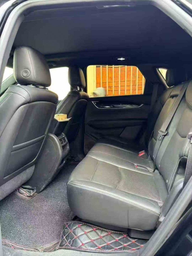 三明20年凯迪拉克XT56