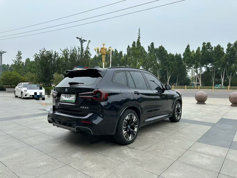 枣庄23年宝马IX38