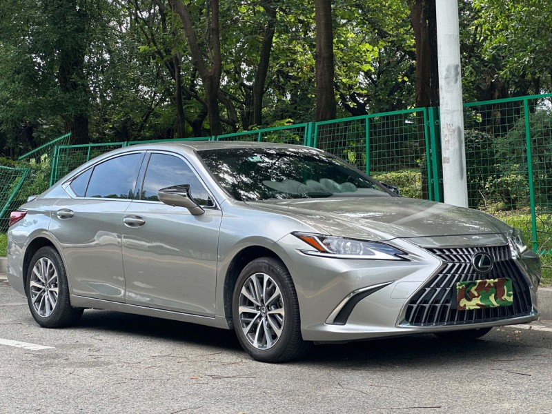 东莞24年雷克萨斯ES2