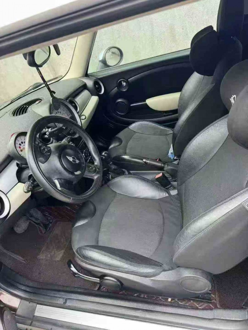嘉兴12年MINICooper4
