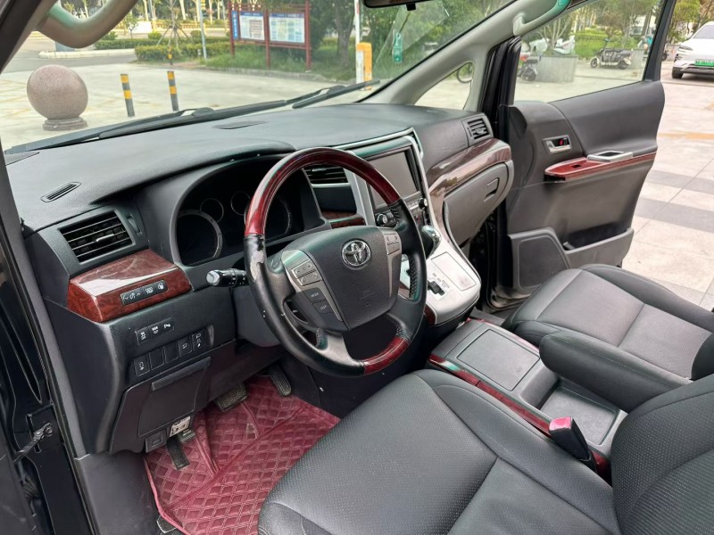 枣庄12年丰田埃尔法4