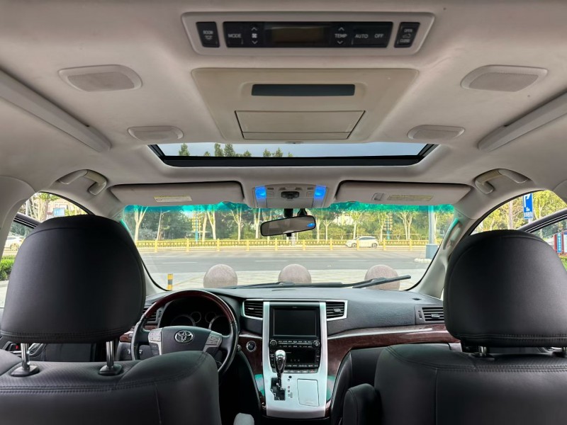 枣庄12年丰田埃尔法6