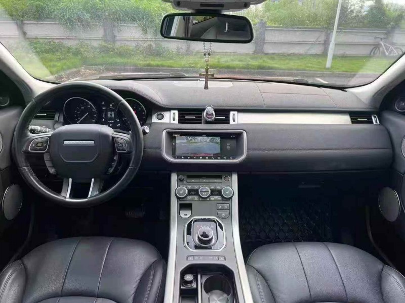 广州19年路虎极光7