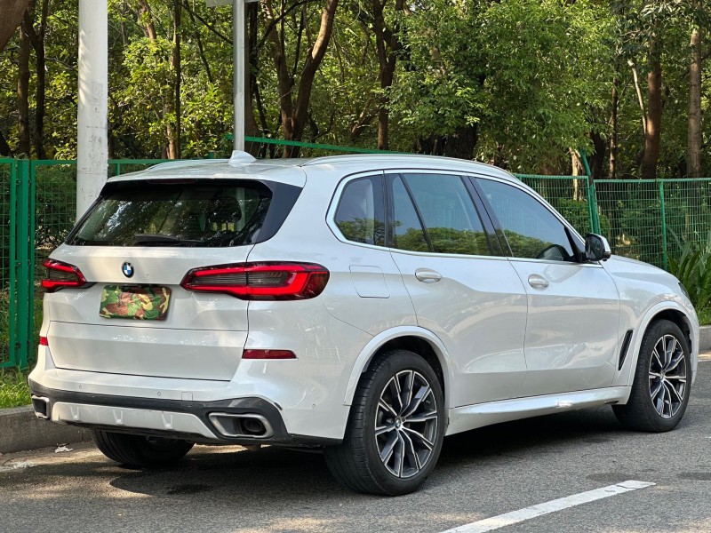 东莞19年宝马X58