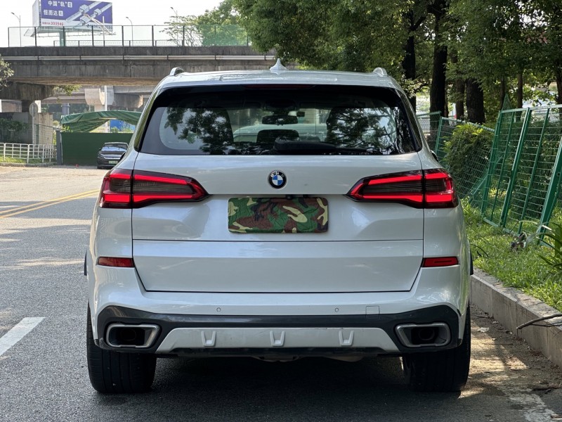 东莞19年宝马X59