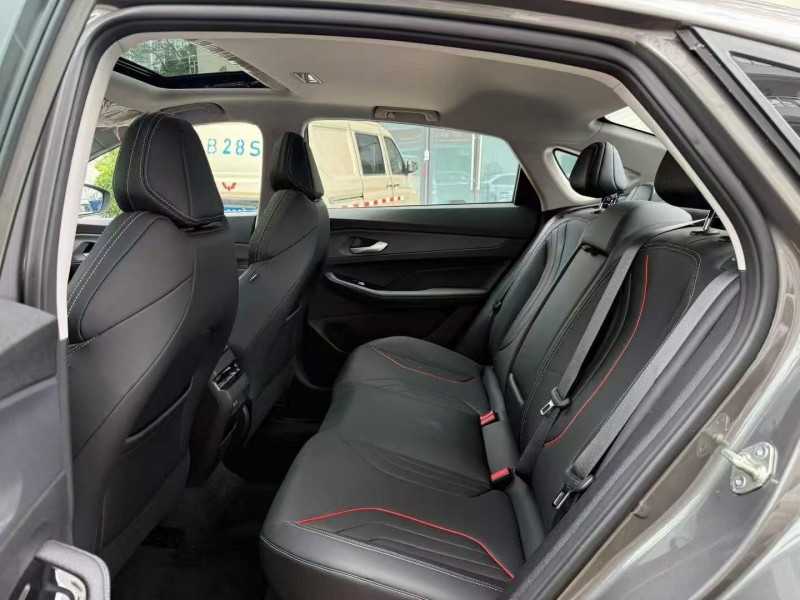 广州25年吉利缤瑞4