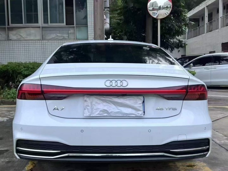 广州23年奥迪A7L8