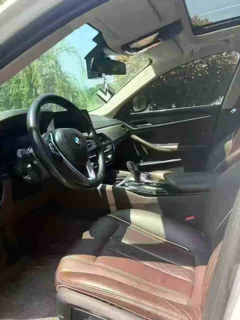 吉安20年宝马5系5